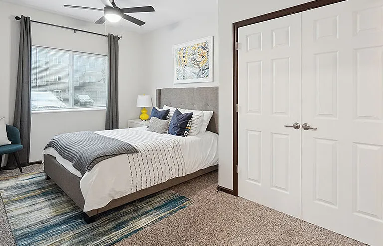 Walnut Lake Apartments — Photo 8