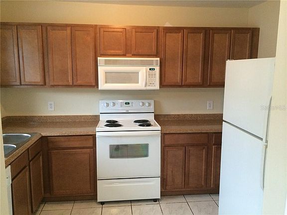 2nd image of 1715 Michigan Ave APT D