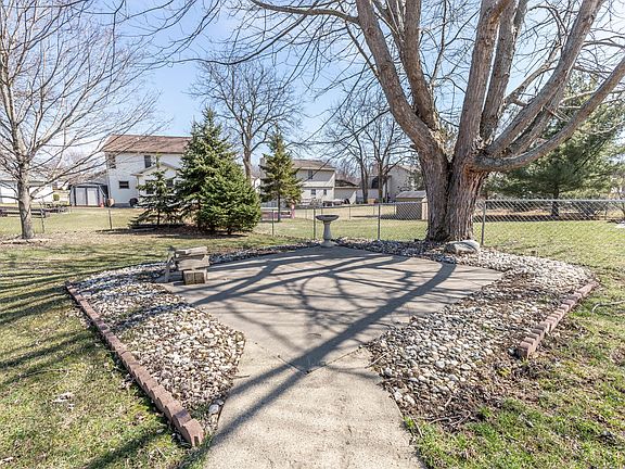 5th image of 1570 Jacqueline Dr
