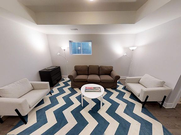 3rd image of 173 Henderson Ave #5