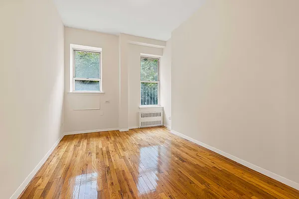 Rented by MNS | media 11