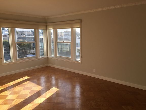 3rd image of 2650 Irving St APT 3