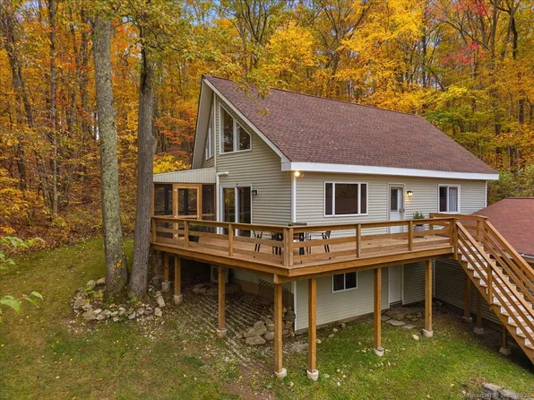 7 Owls Nest Lane, New Milford, CT 06776