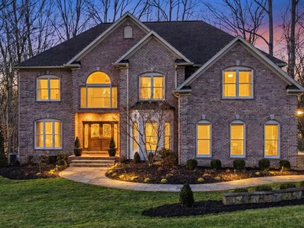 2004 Diane Ln, Ellicott City, MD 21042