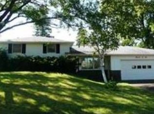 1302 Lincoln St, Pekin, IL 61554
