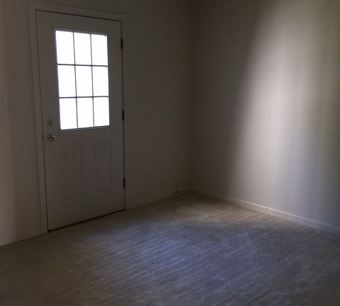 3rd image of 363 Scarboro Dr