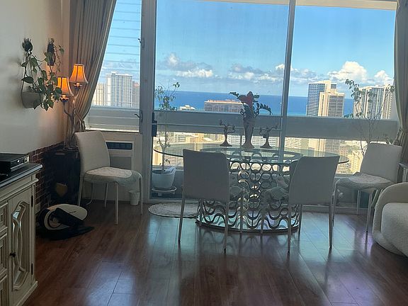 3rd image of 1212 Punahou St APT 3607