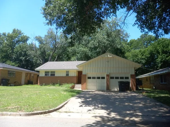 5005 Harvard Dr, Bartlesville, OK 74006