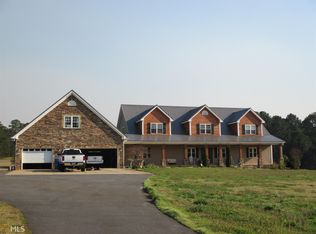 8755 Old Zebulon Rd, Molena, GA 30258