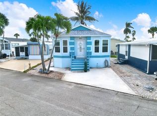 551 Nettles Blvd, Jensen Beach, FL 34957