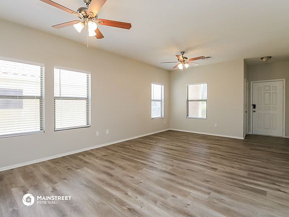 3rd image of 2702 W Silver Creek Ln