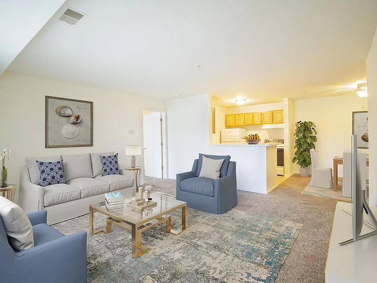 Lake Village of Fairlane — Photo 16