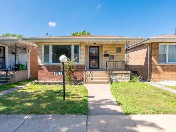 8960 S Anthony Ave, Chicago, IL 60617