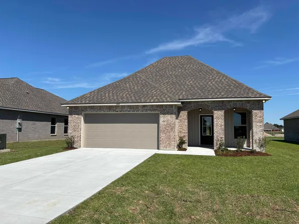 1323 Tina St, Thibodaux, LA 70301