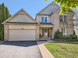 1631 Rose Ln, Romeoville, IL 60446