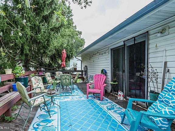 2nd image of 13202 Huntington Ln