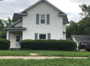 225 6th St, Waukee, IA 50263