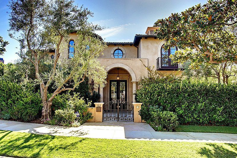1st image of 753 Chapala Dr