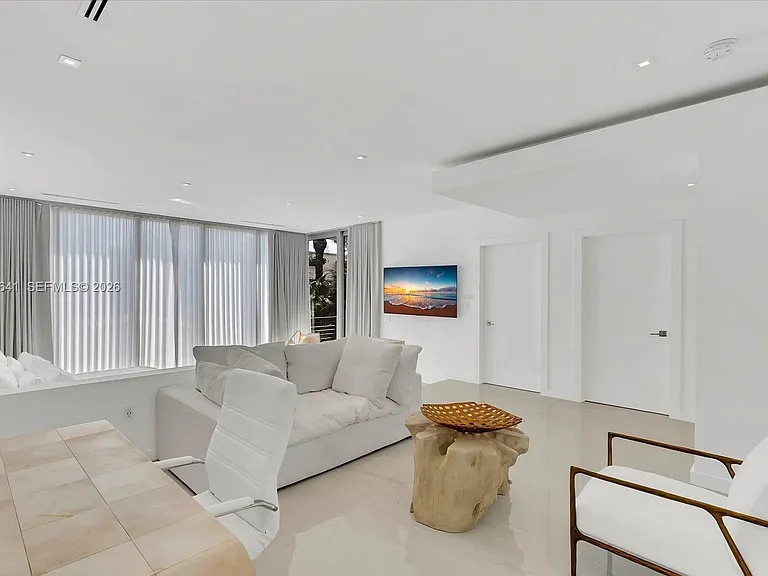 7830 Atlantic Way — Photo 19
