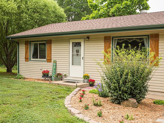 3rd image of 10479 W Farm Road 76