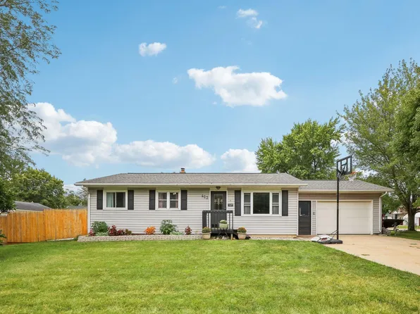 423 W Walnut St, Baraboo, WI 53913