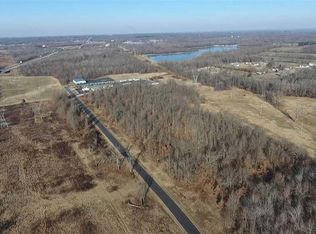 2825 Old Husbands Rd, Paducah, KY 42003