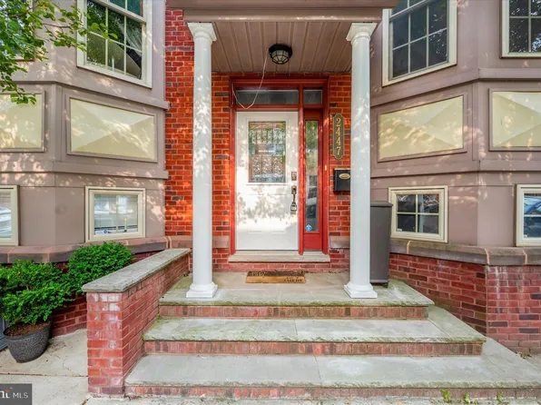 2447 S Garnet St, Philadelphia, PA 19145