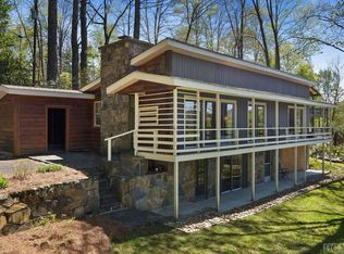 160 Chipmunk Trl, Glenville, NC 28736
