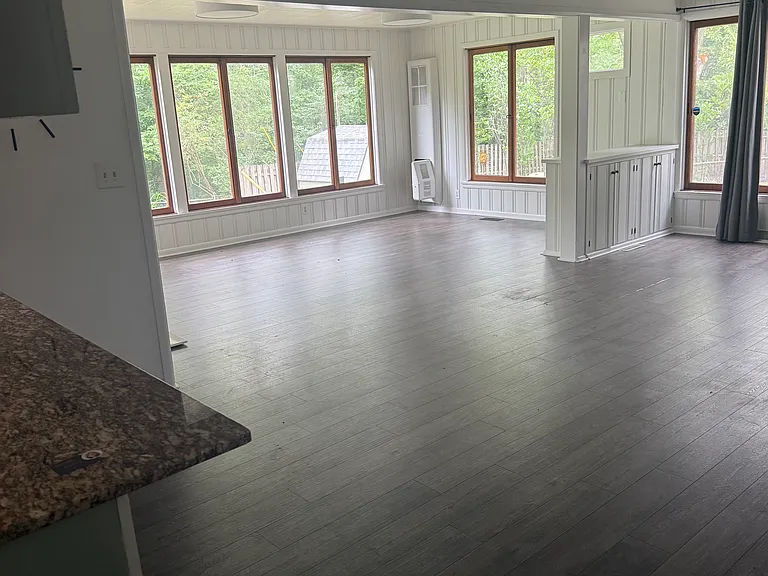 111 W Merle Ln — Photo 9