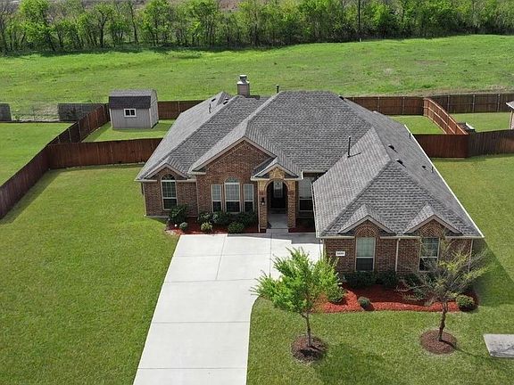 2nd image of 1213 Hidden Creek Dr