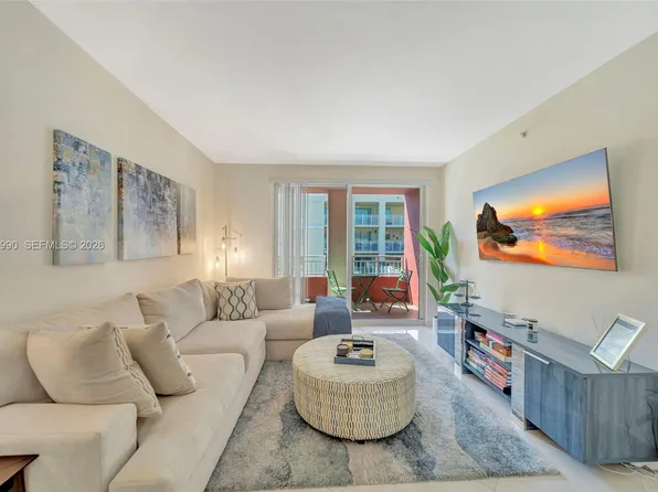 7355 SW 89th St APT 728N, Miami, FL 33156