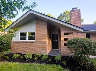 5315 Briarbend Dr, Houston, TX 77096