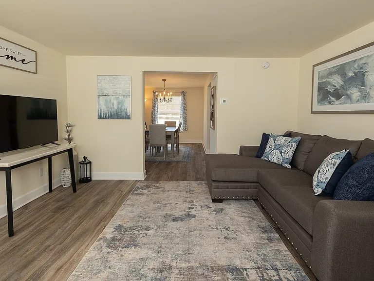 Walnut Grove Townhomes — Photo 2