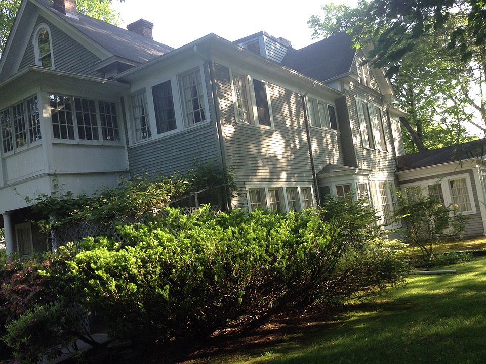 2nd image of 503 Washington St