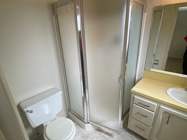4520 Olympic Blvd #4 — Photo 6