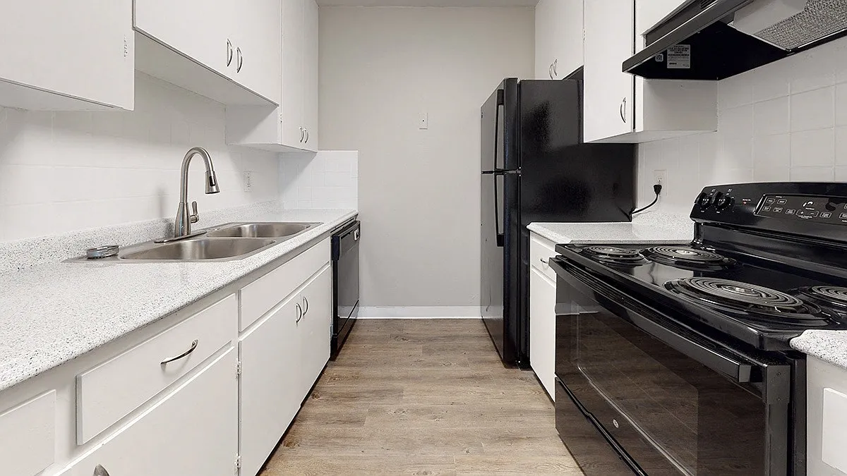 Woodside — Photo 1