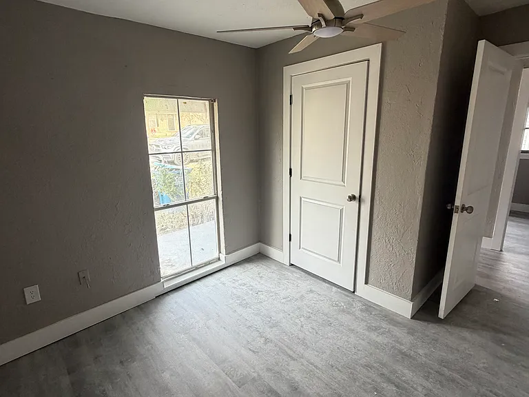 2908 W Parnell St — Photo 7