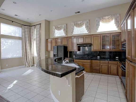 4th image of 3538 Casabella Ct