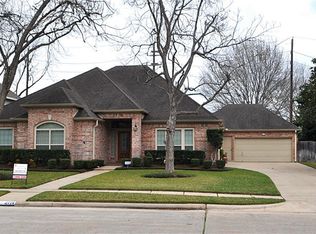 2714 Old South Dr, Richmond, TX 77406