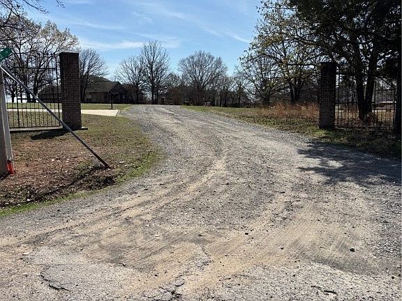 2nd image of 36701 Silver Ridge Ln