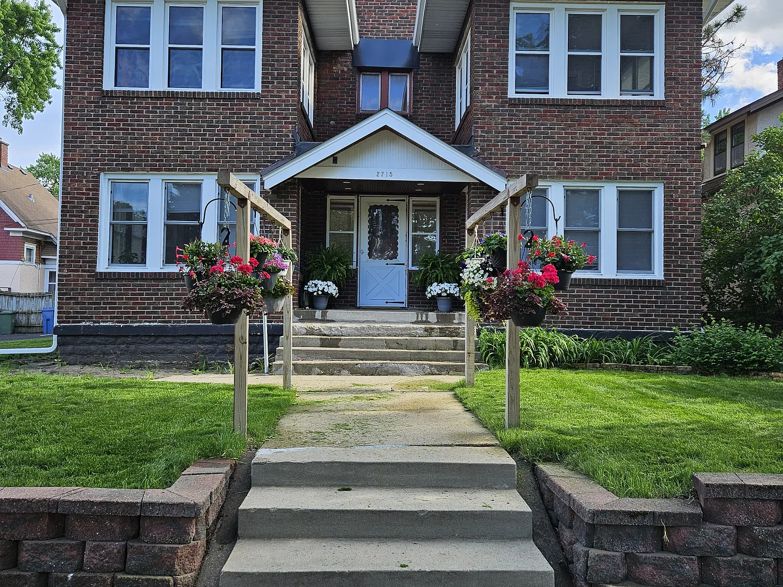 1 bed, 750 sqft, $1,300 — Photo 1