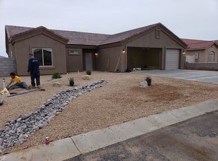 527 S San Pedro Rd, Golden Valley, AZ 86413