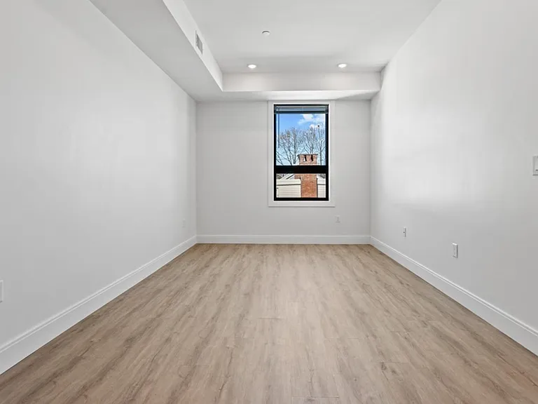 1137 Washington St #7 — Photo 9