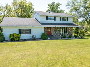 5895 Helm Rd, Winneconne, WI 54986