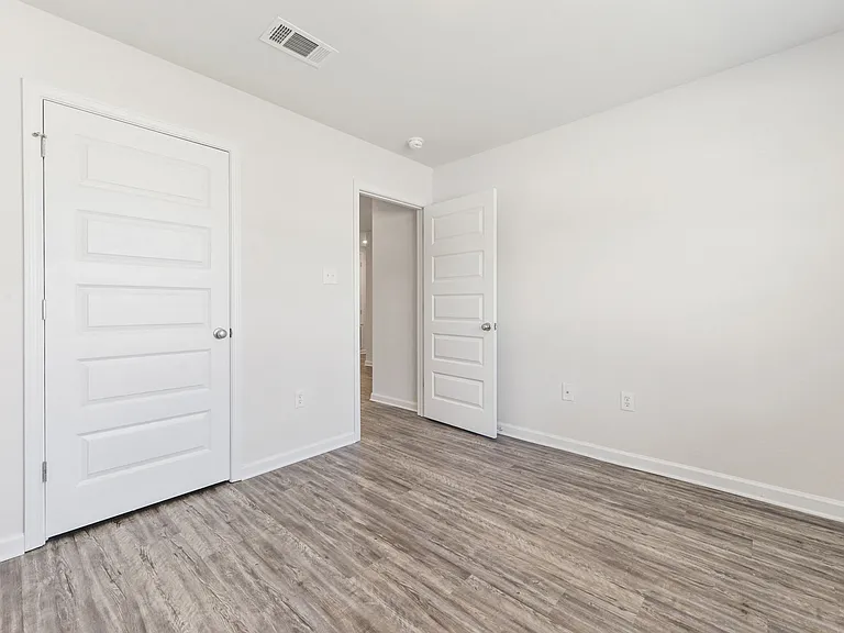 Emerald Lakes South — Photo 31