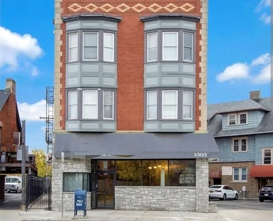 1363 Delaware Ave