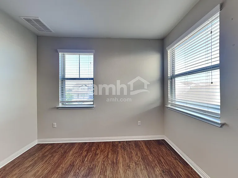 8013 Turnberry Ln — Photo 19