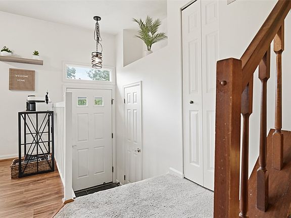 4th image of 423 Parkridge Ln