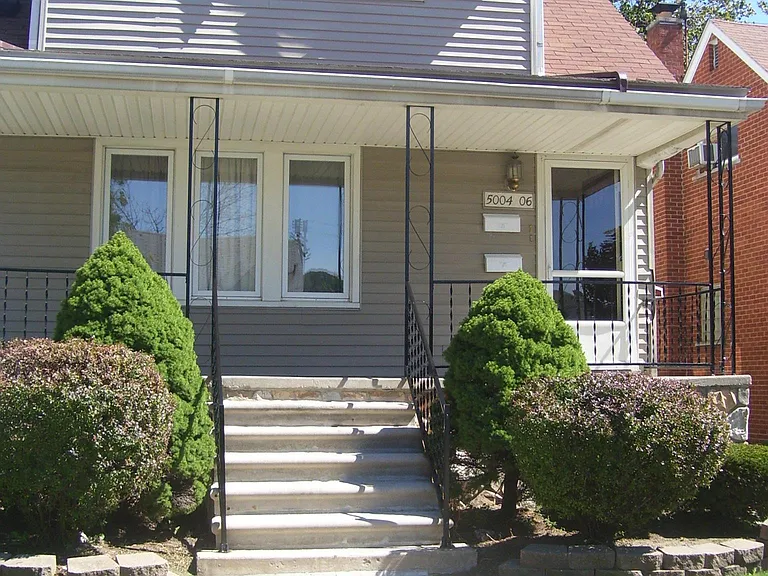 5006 Curtis Ave — Photo 1