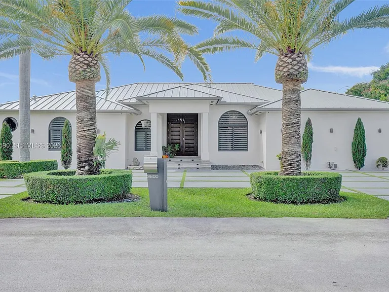 2600 SW 128th Ct — Photo 1